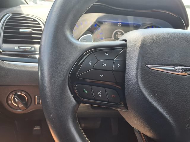 Used 2017 Chrysler 300 S RWD image 20