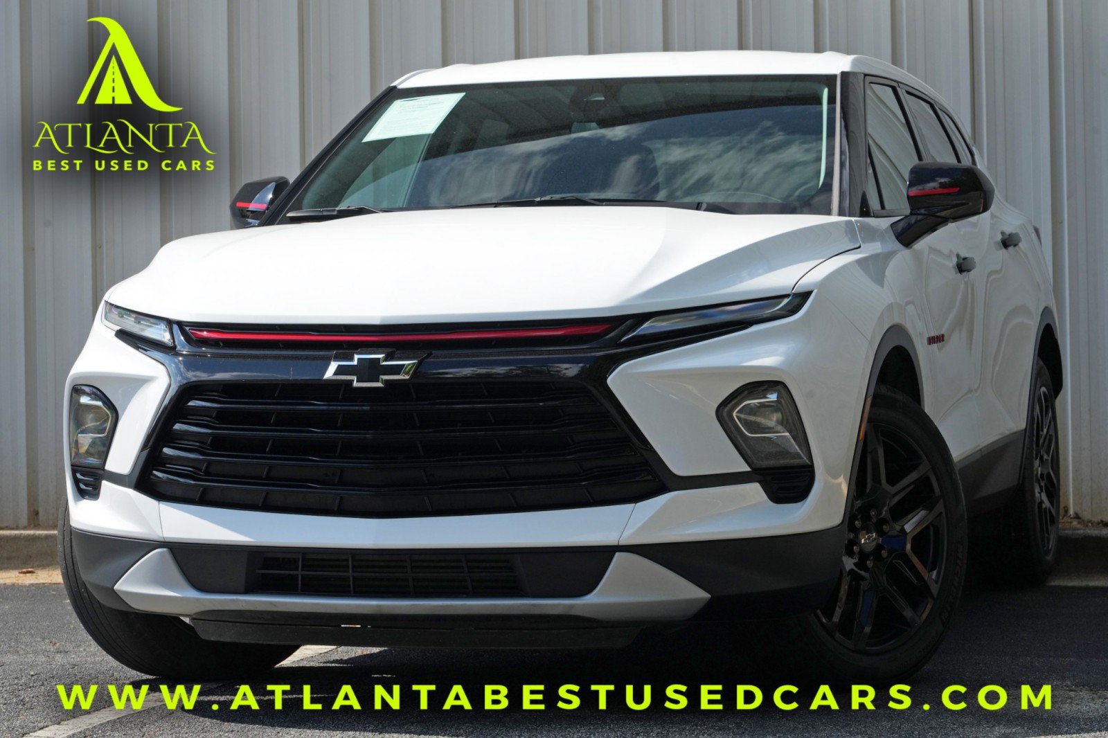 Used 2023 Chevrolet Blazer LT FWD image 1