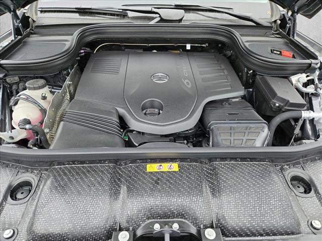 Used 2026 Mercedes-Benz GLS 450 4MATIC image 17