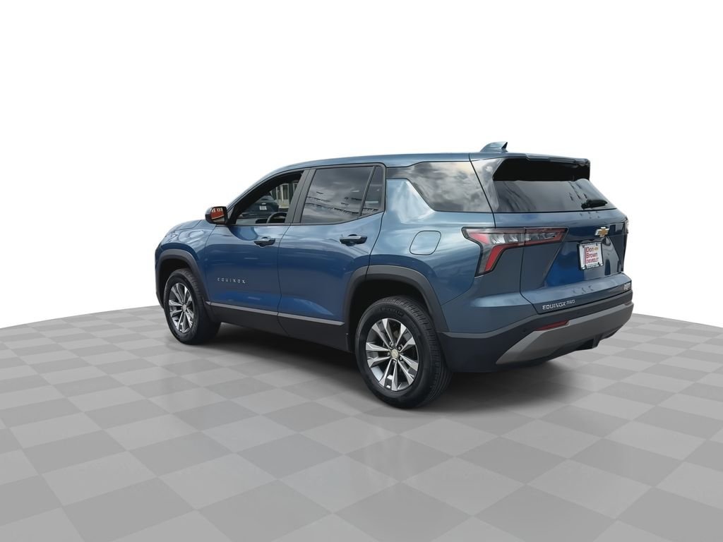 Used 2026 Chevrolet Equinox LT AWD/4WD image 37