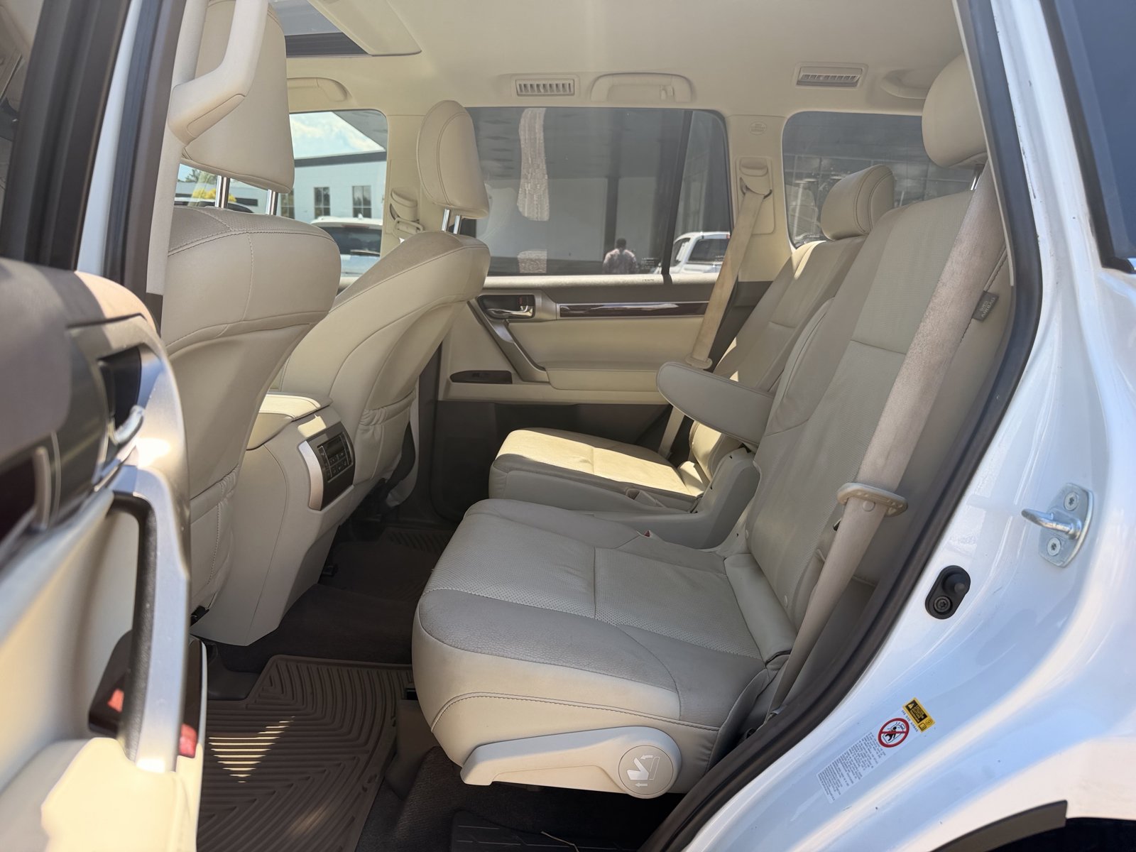 Used 2017 Lexus GX 460 Premium AWD/4WD image 30