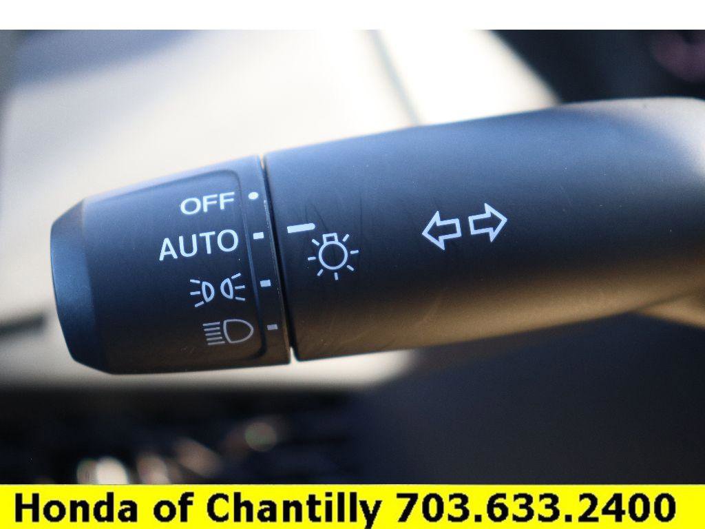 Used 2025 Honda Accord SE image 10