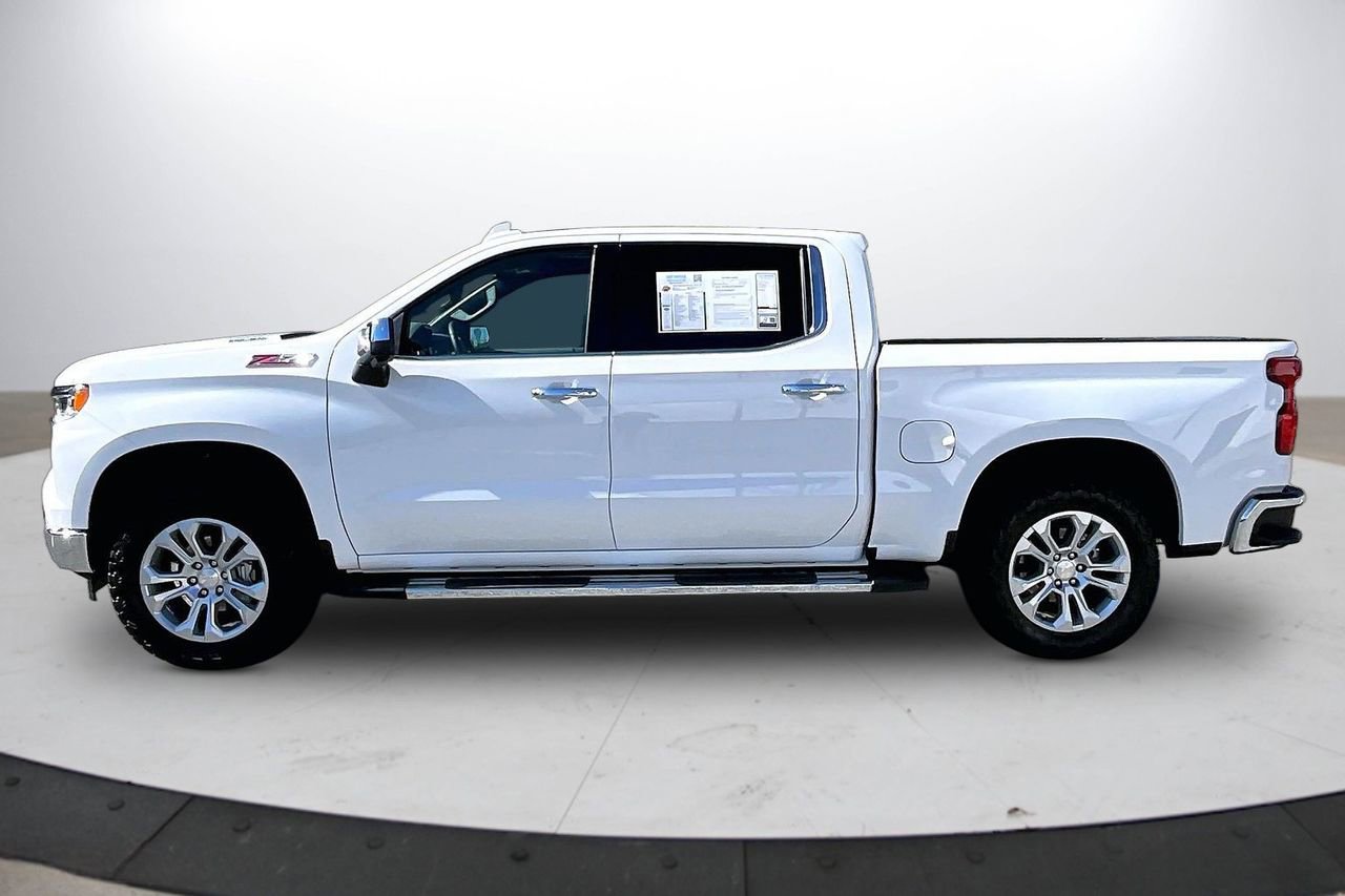 Used 2025 Chevrolet Silverado 1500 LTZ w/ Z71 Off-Road Package image 6