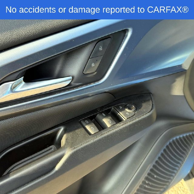 Certified 2024 Chevrolet Equinox EV LT FWD image 18