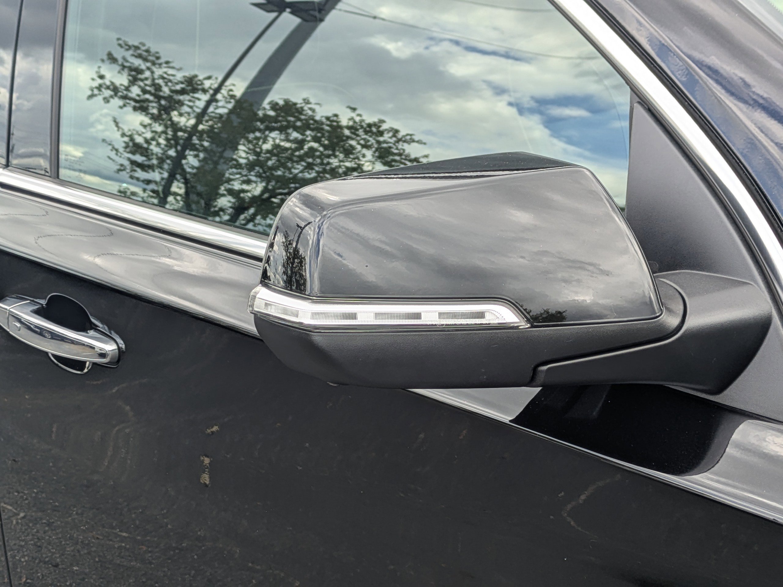 Used 2022 Chevrolet Traverse Premier w/ LPO, Floor Liner Package image 11