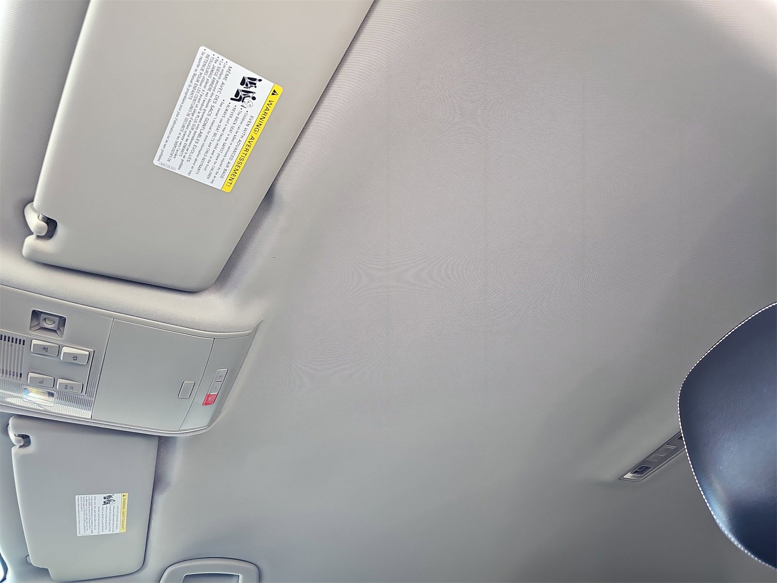 Used 2022 Volkswagen Atlas SE image 33