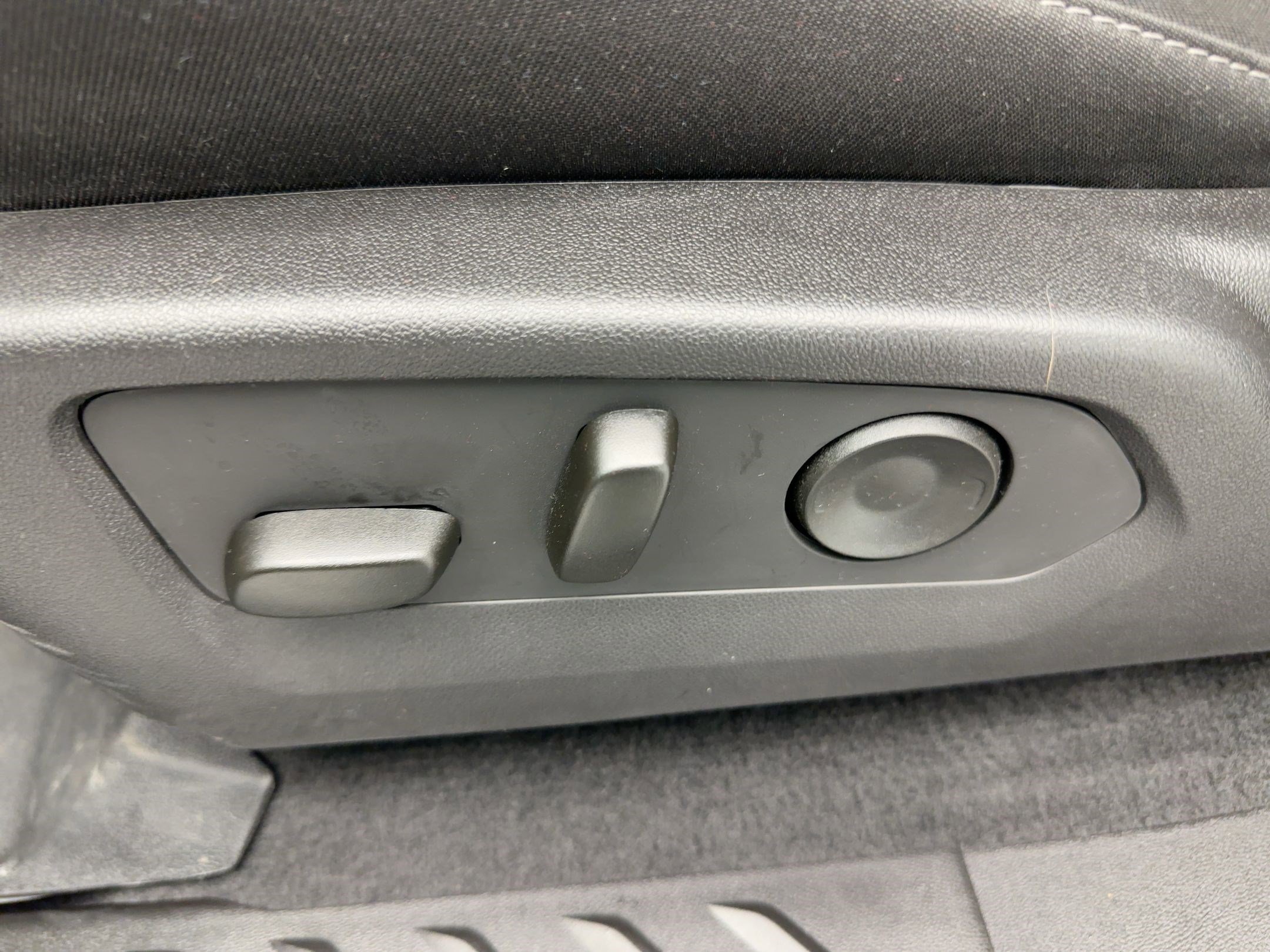 New 2025 Chevrolet Colorado LT w/ Advanced Trailering Package image 14