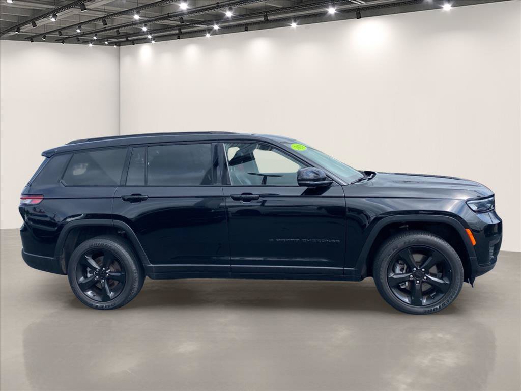 Used 2023 Jeep Grand Cherokee L Laredo AWD/4WD image 8