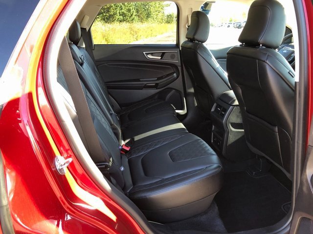 Used 2024 Ford Edge Titanium image 22