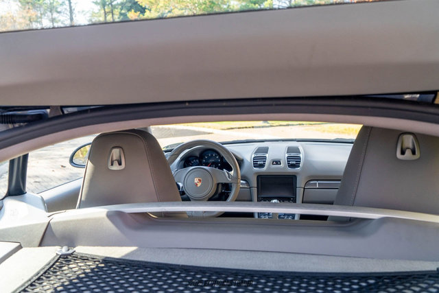 Used 2014 Porsche Cayman RWD image 57