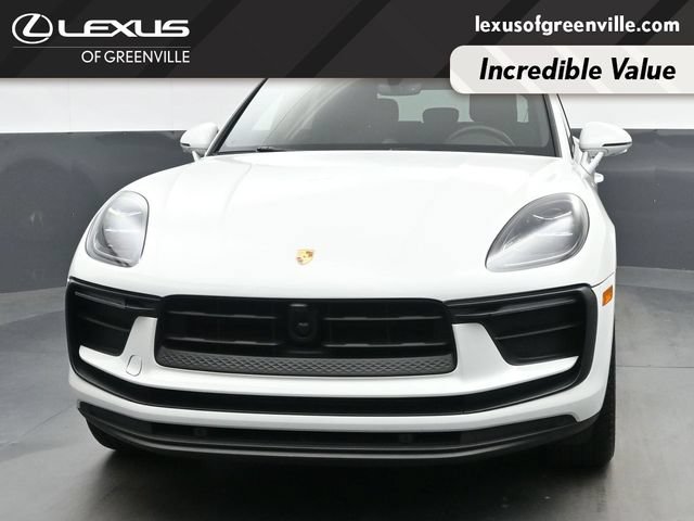 Used 2023 Porsche Macan Turbo AWD/4WD image 3