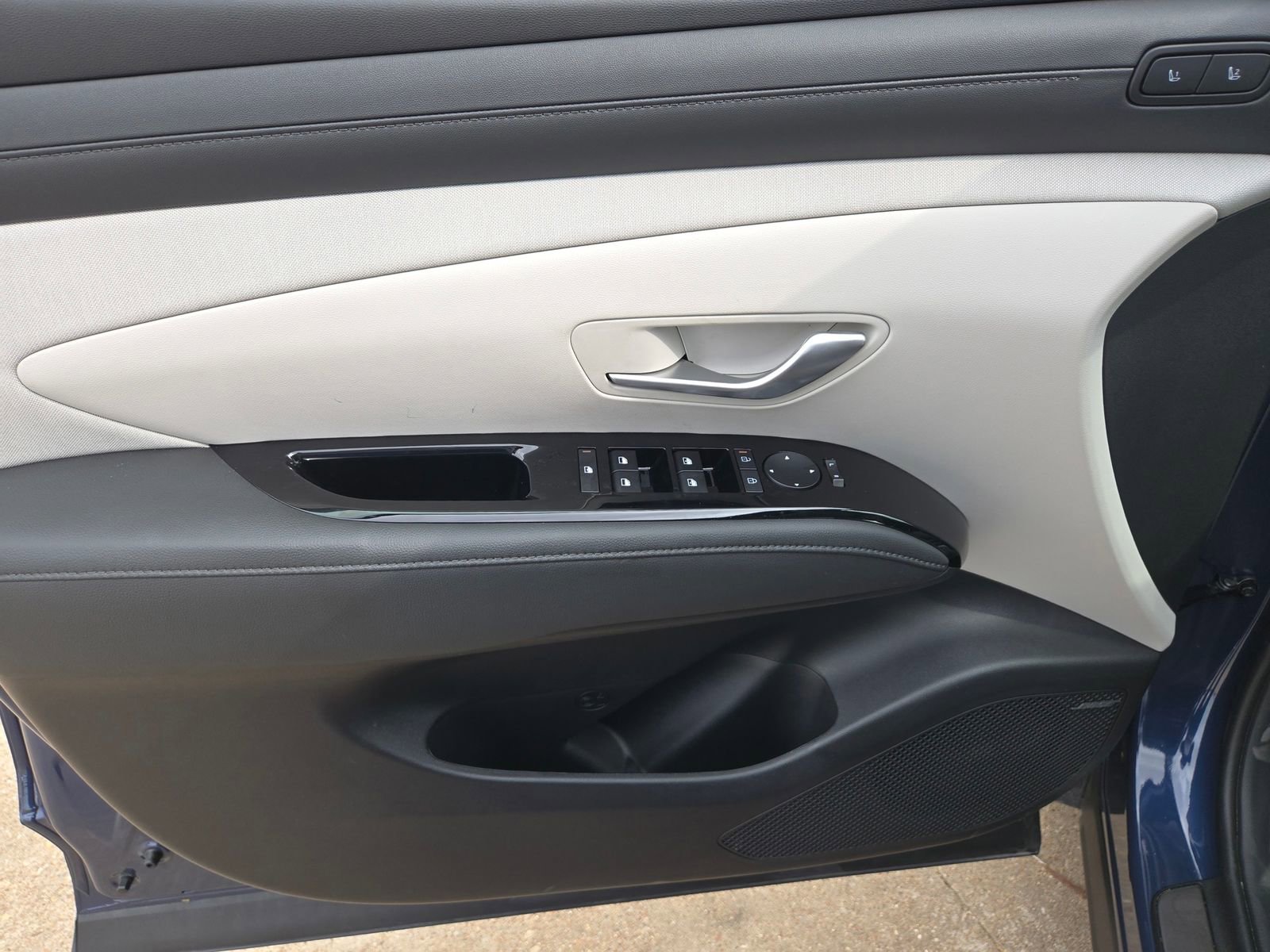 Certified 2025 Hyundai Tucson Limited image 29