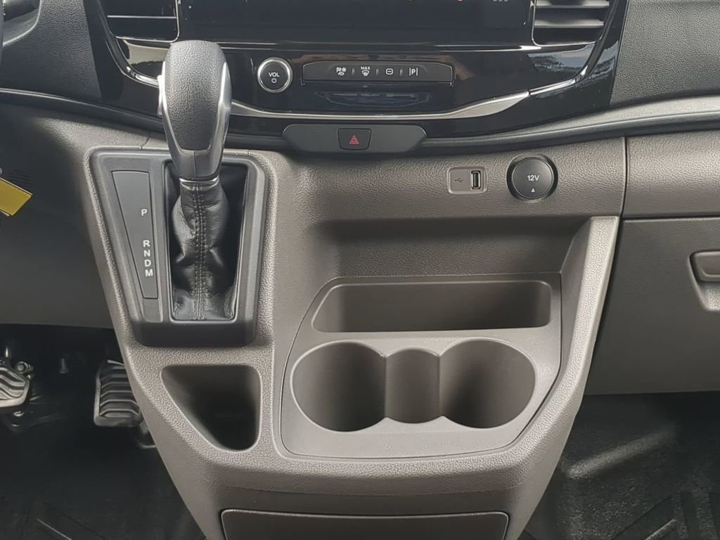 Used 2024 Ford Transit 350 XLT image 17