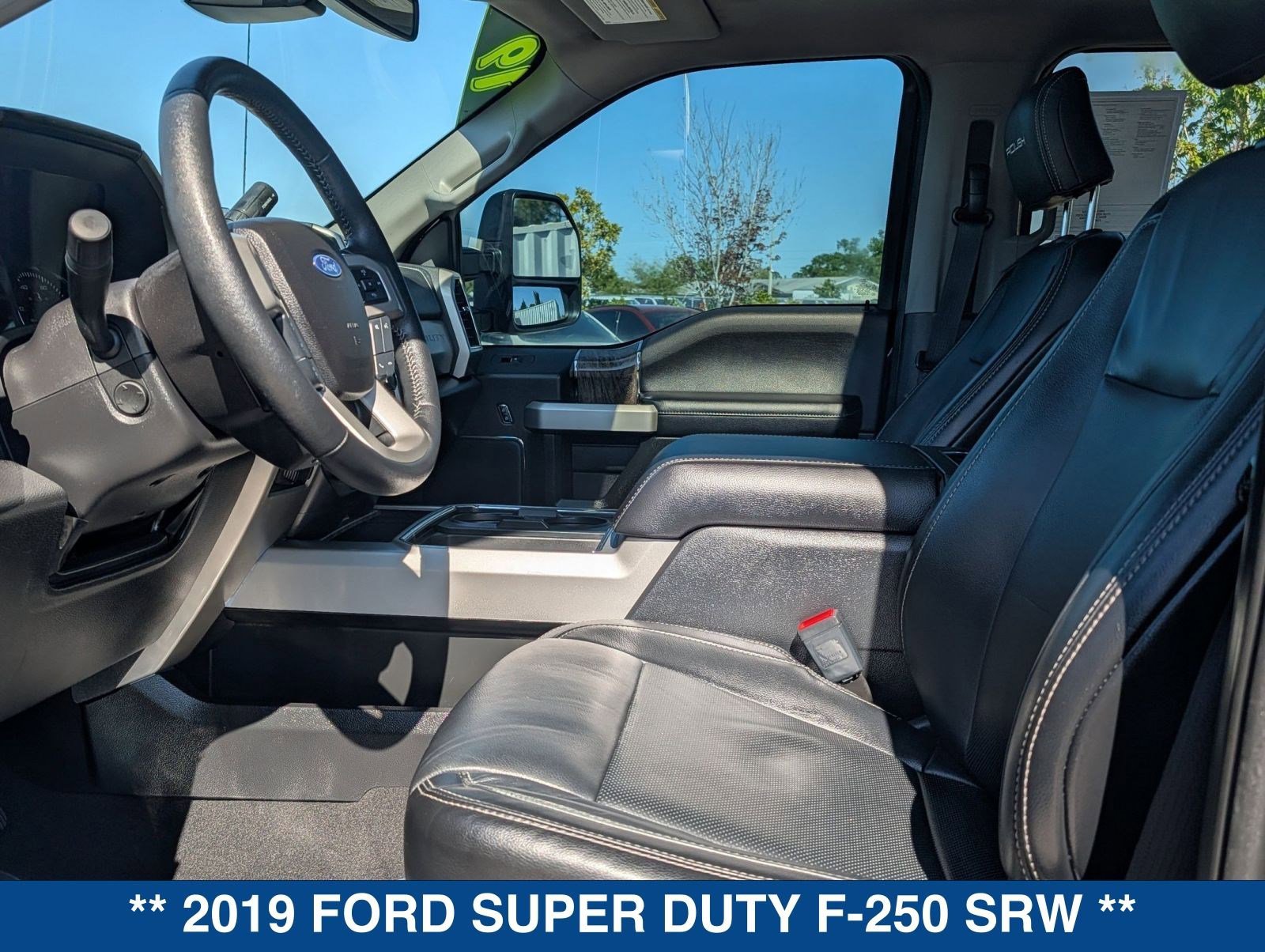Used 2019 Ford F250 Lariat w/ Lariat Ultimate Package AWD/4WD image 30