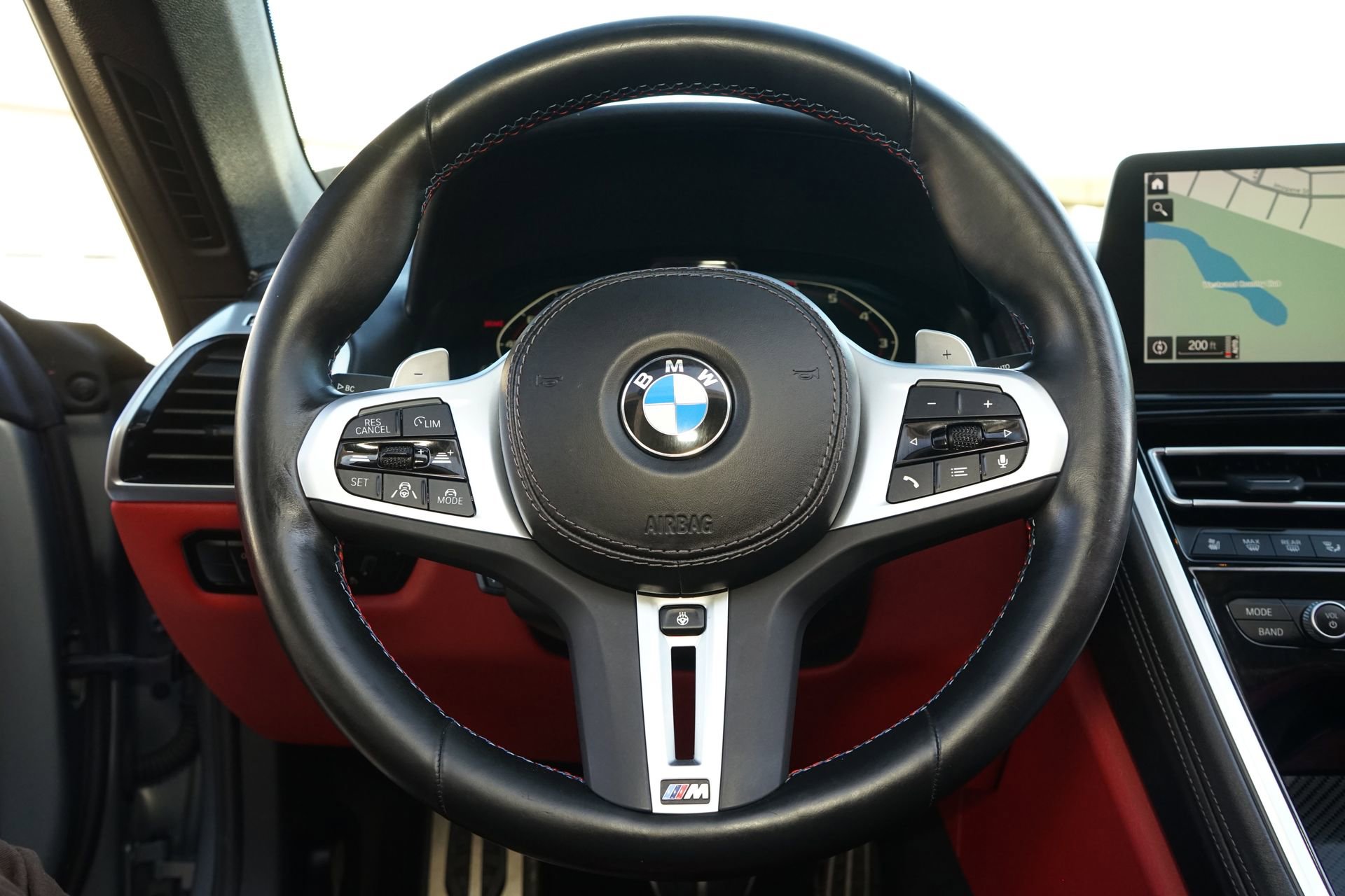 Used 2023 BMW M850i xDrive Convertible image 6