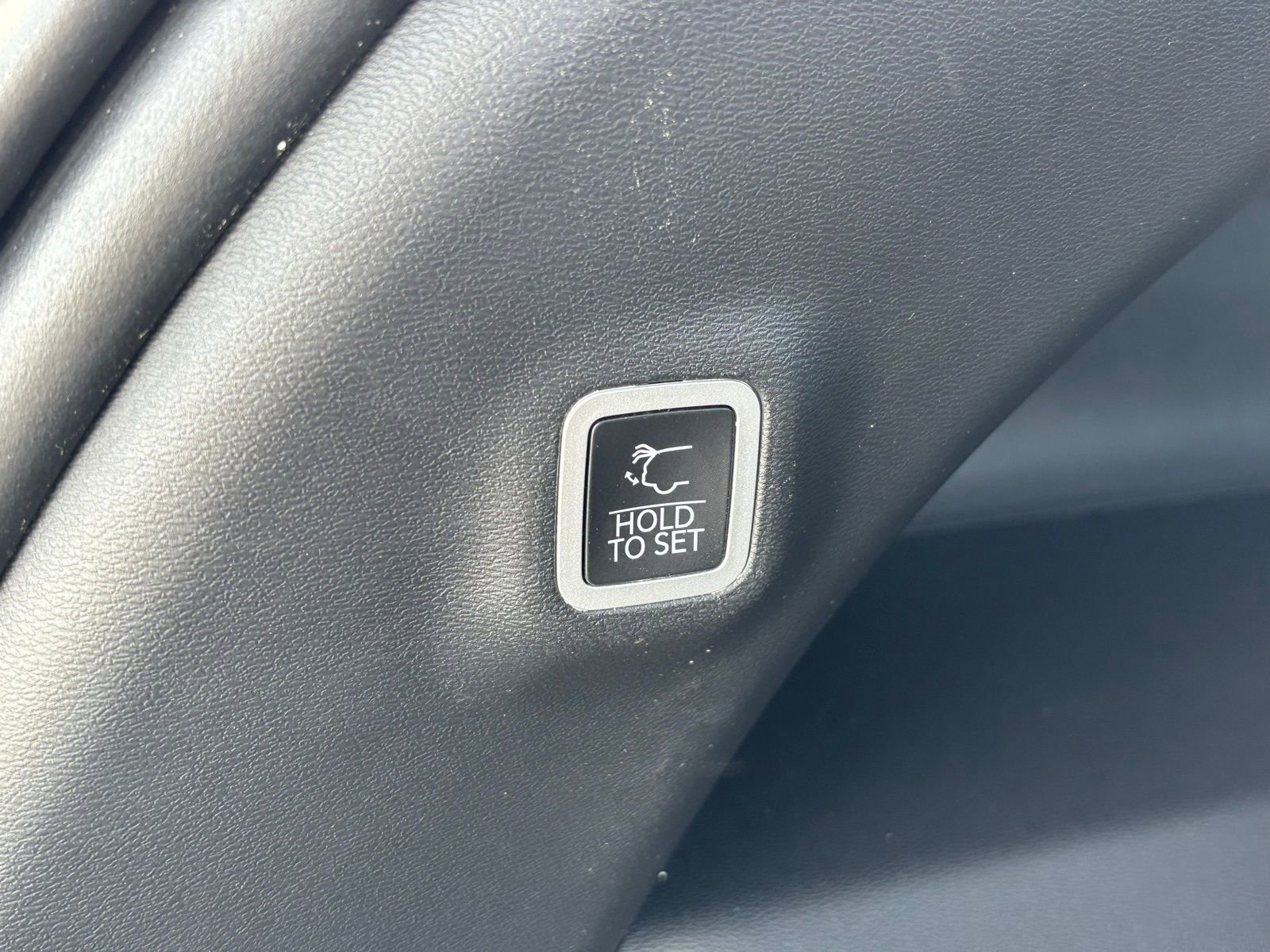 Used 2024 Jeep Wagoneer Launch Edition image 23