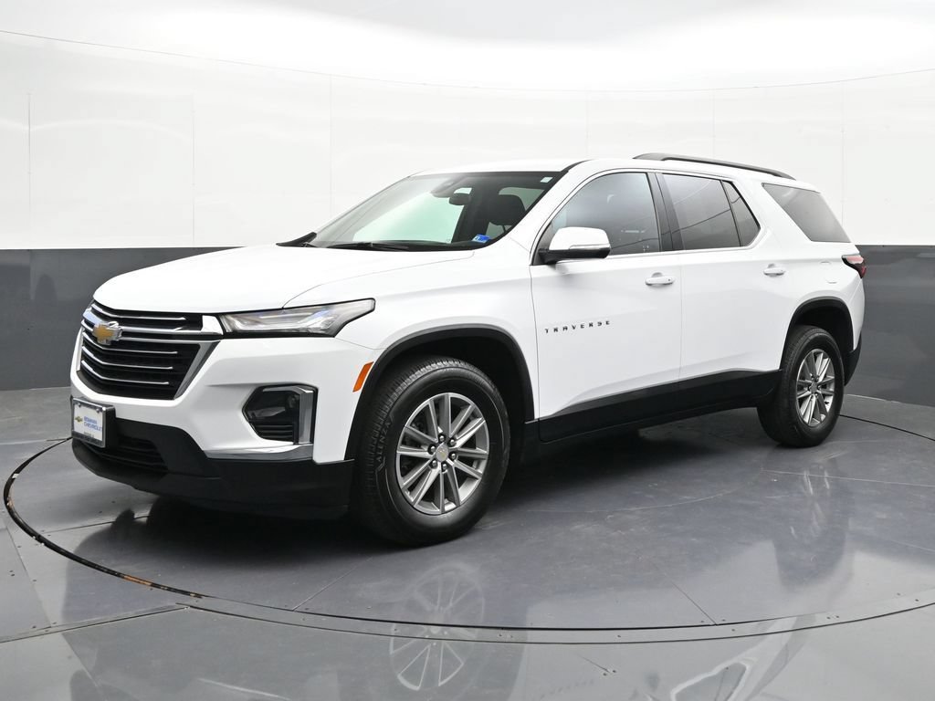 Used 2023 Chevrolet Traverse LT AWD/4WD image 1
