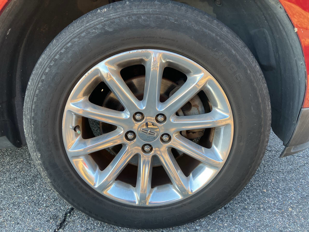 Used 2013 Lincoln MKX Base AWD 4dr SUV image 26