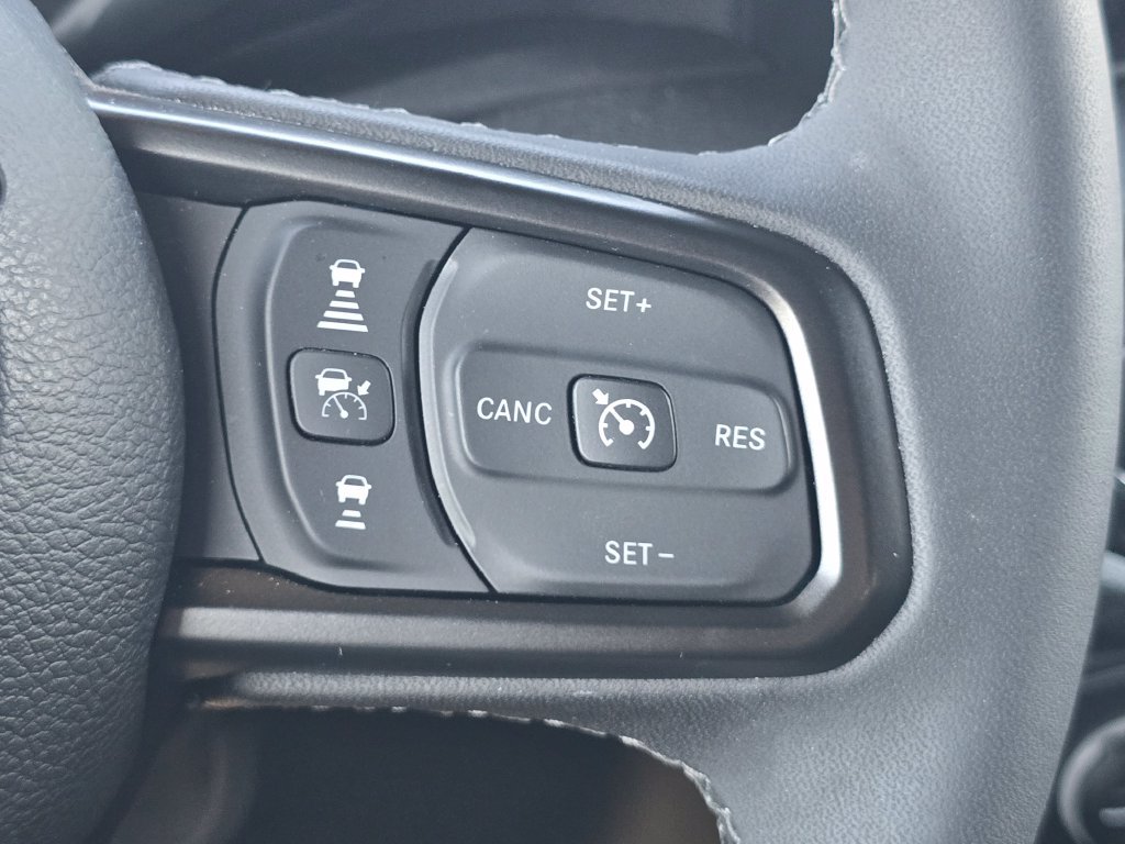 Used 2025 Jeep Wrangler Unlimited Sport AWD/4WD image 33