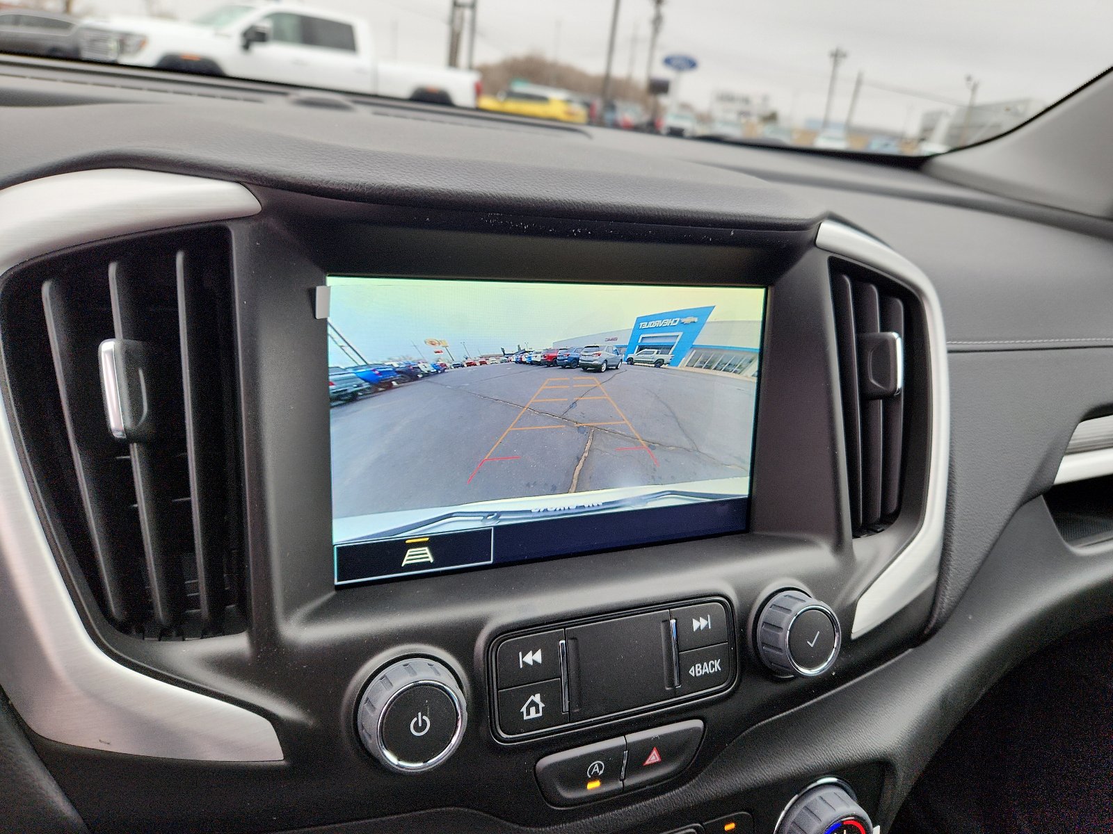 New 2024 GMC Terrain SLT w/ Elevation Edition FWD image 15