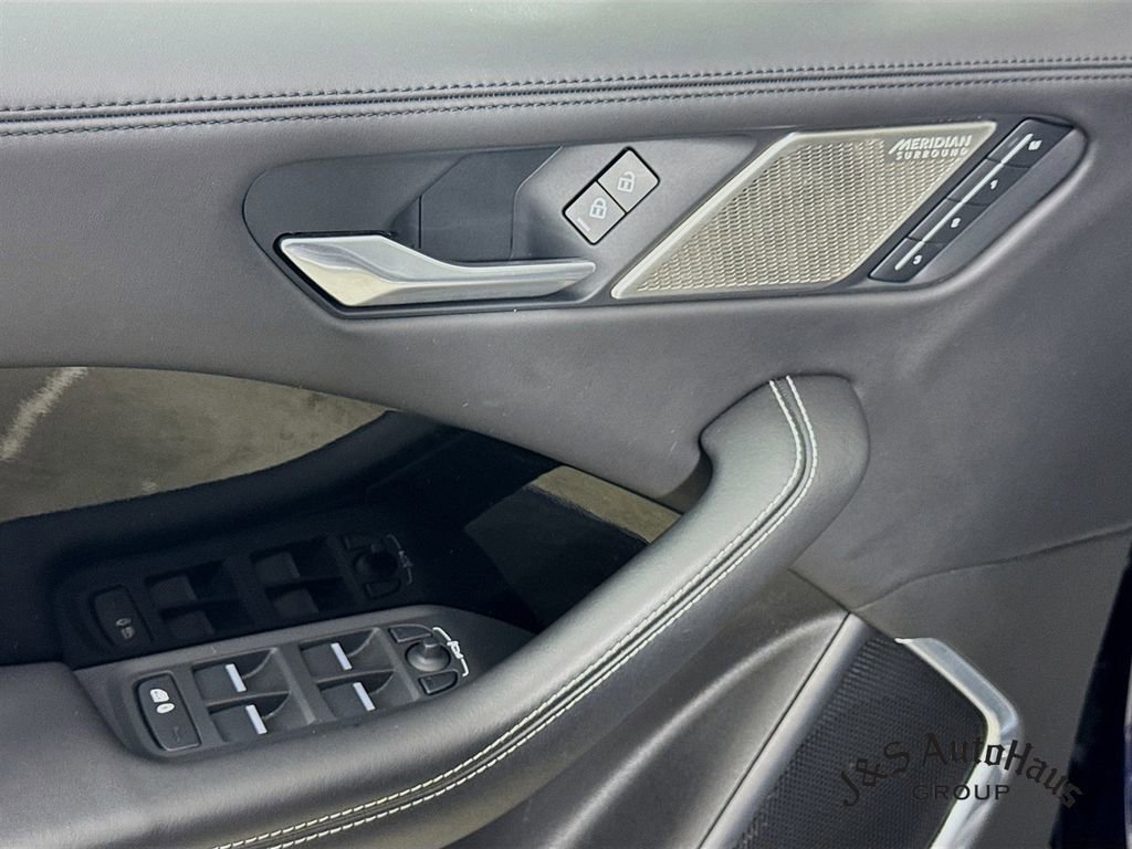 Used 2023 Jaguar I-PACE HSE image 23