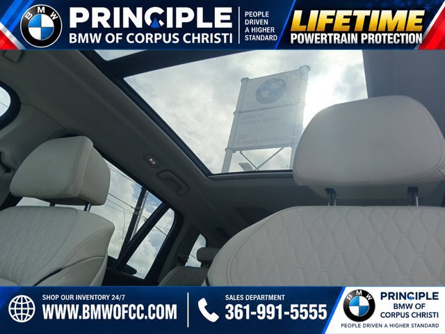 Used 2020 BMW X7 xDrive40i w/ Premium Package AWD/4WD image 29