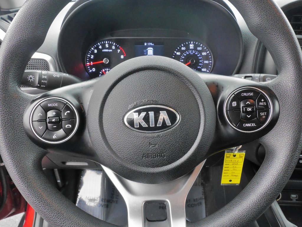 Used 2020 Kia Soul LX image 12