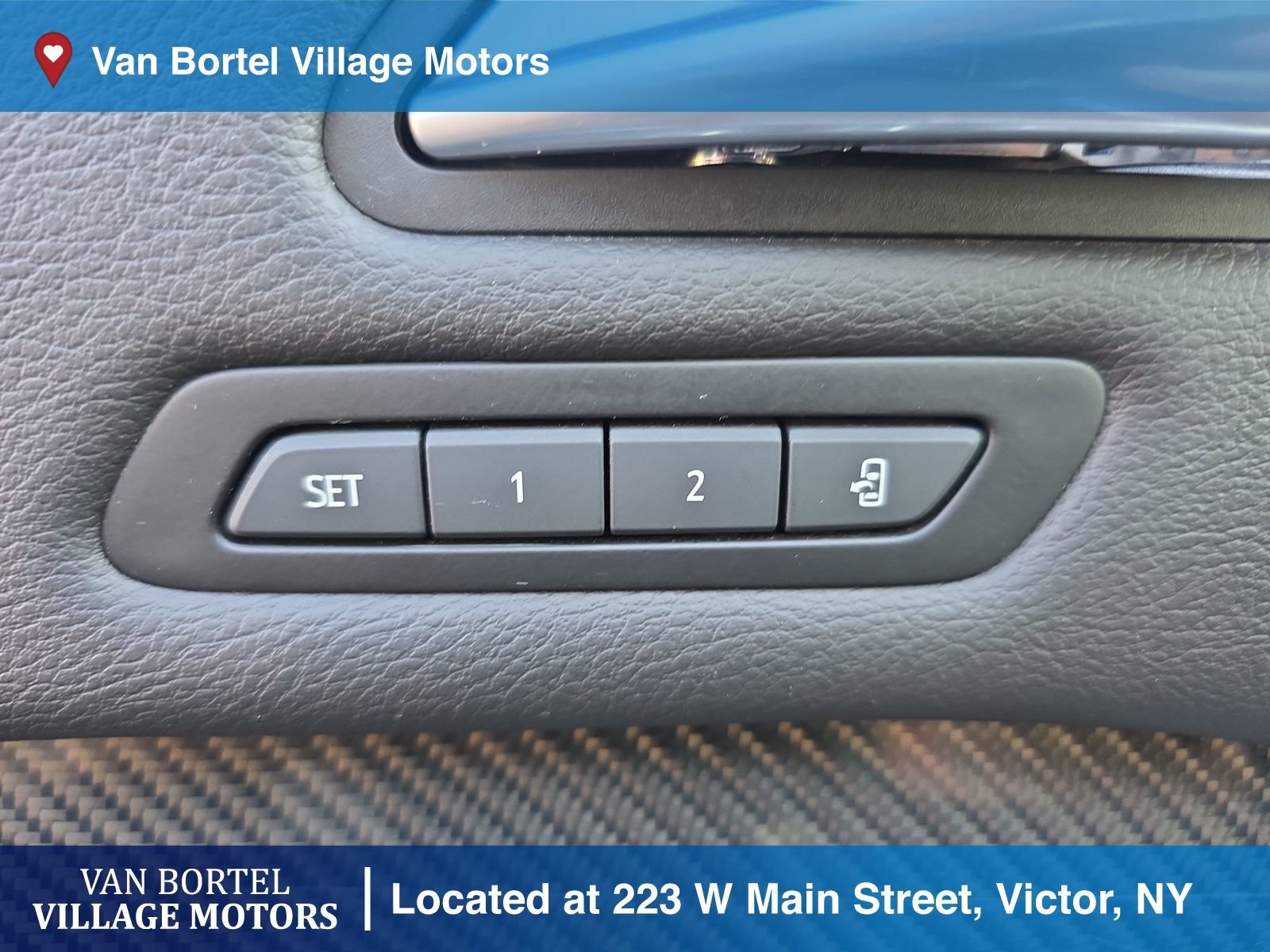 Used 2020 Cadillac XT4 Sport w/ Cold Weather Package image 12