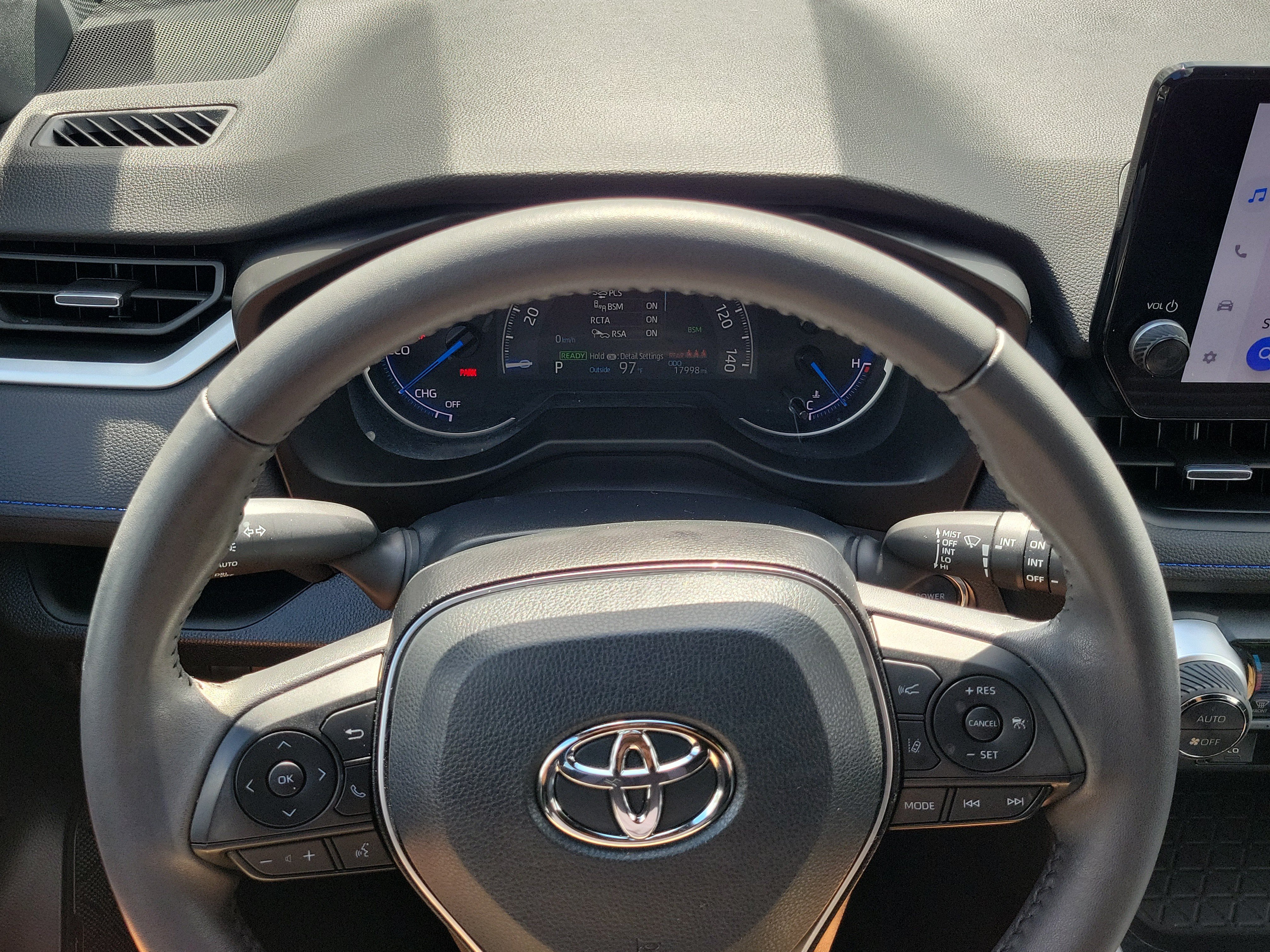 Used 2024 Toyota RAV4 XSE AWD/4WD image 23