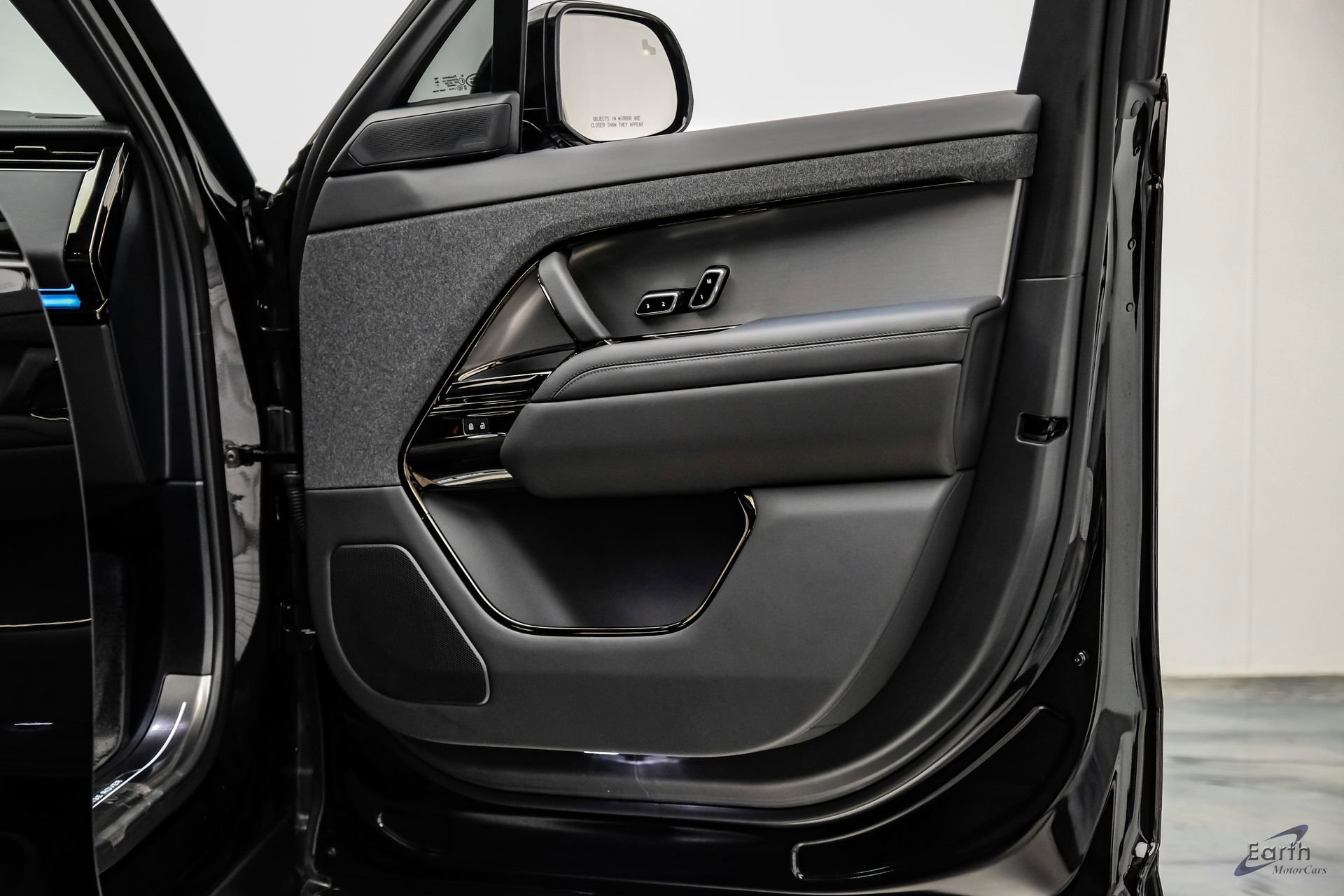 Used 2024 Land Rover Range Rover Sport Dynamic SE AWD/4WD image 73