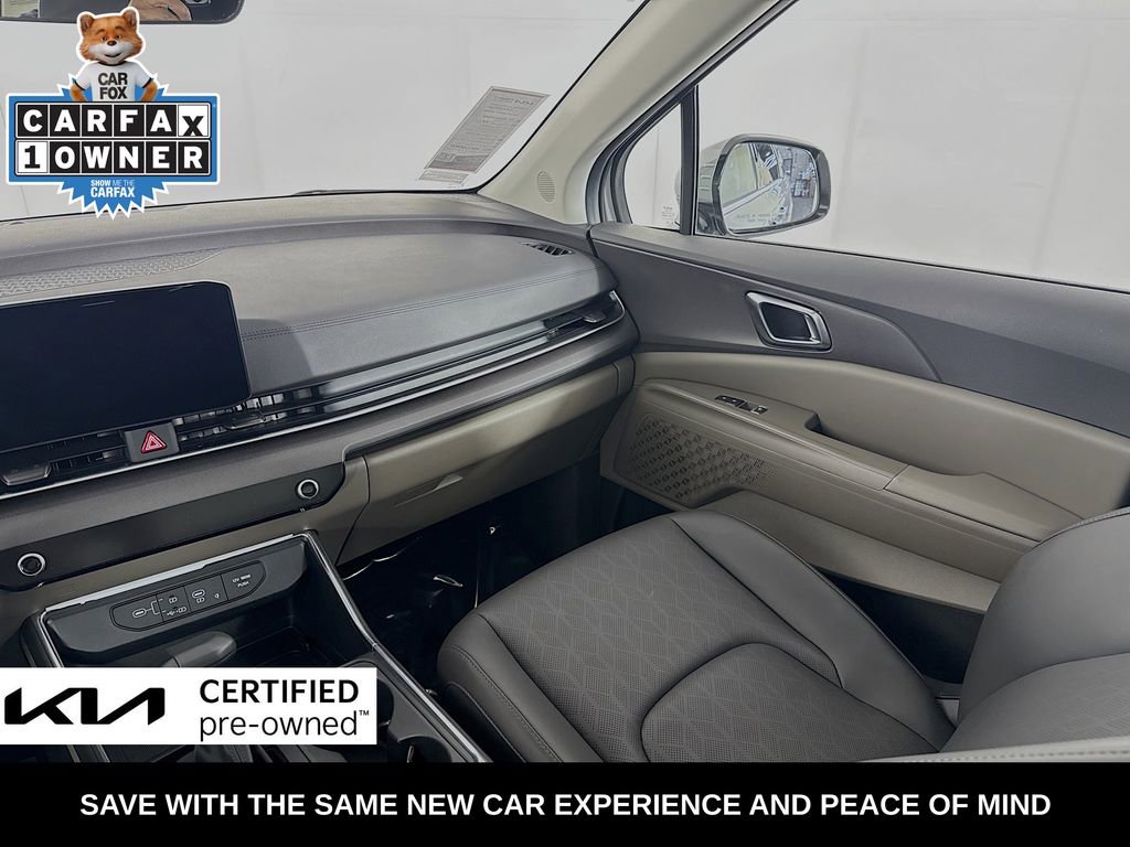 Certified 2025 Kia Carnival SX FWD image 29