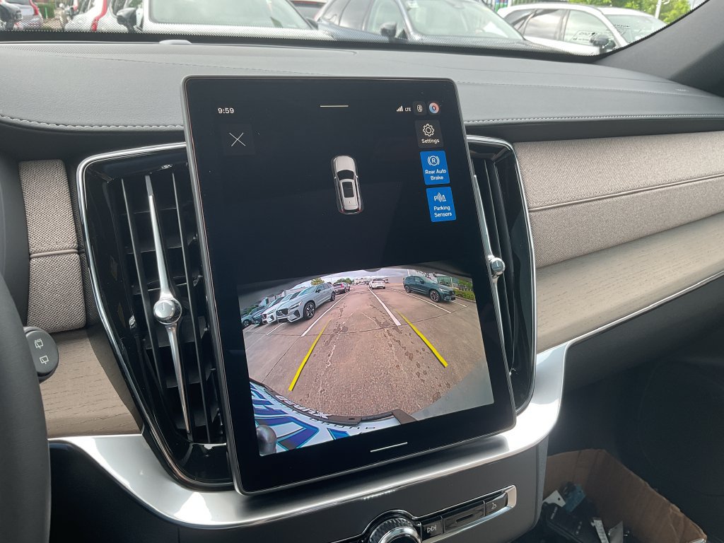 New 2027 Volvo XC90 B5 Core AWD/4WD image 29