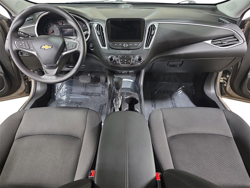 Used 2023 Chevrolet Malibu LT image 9