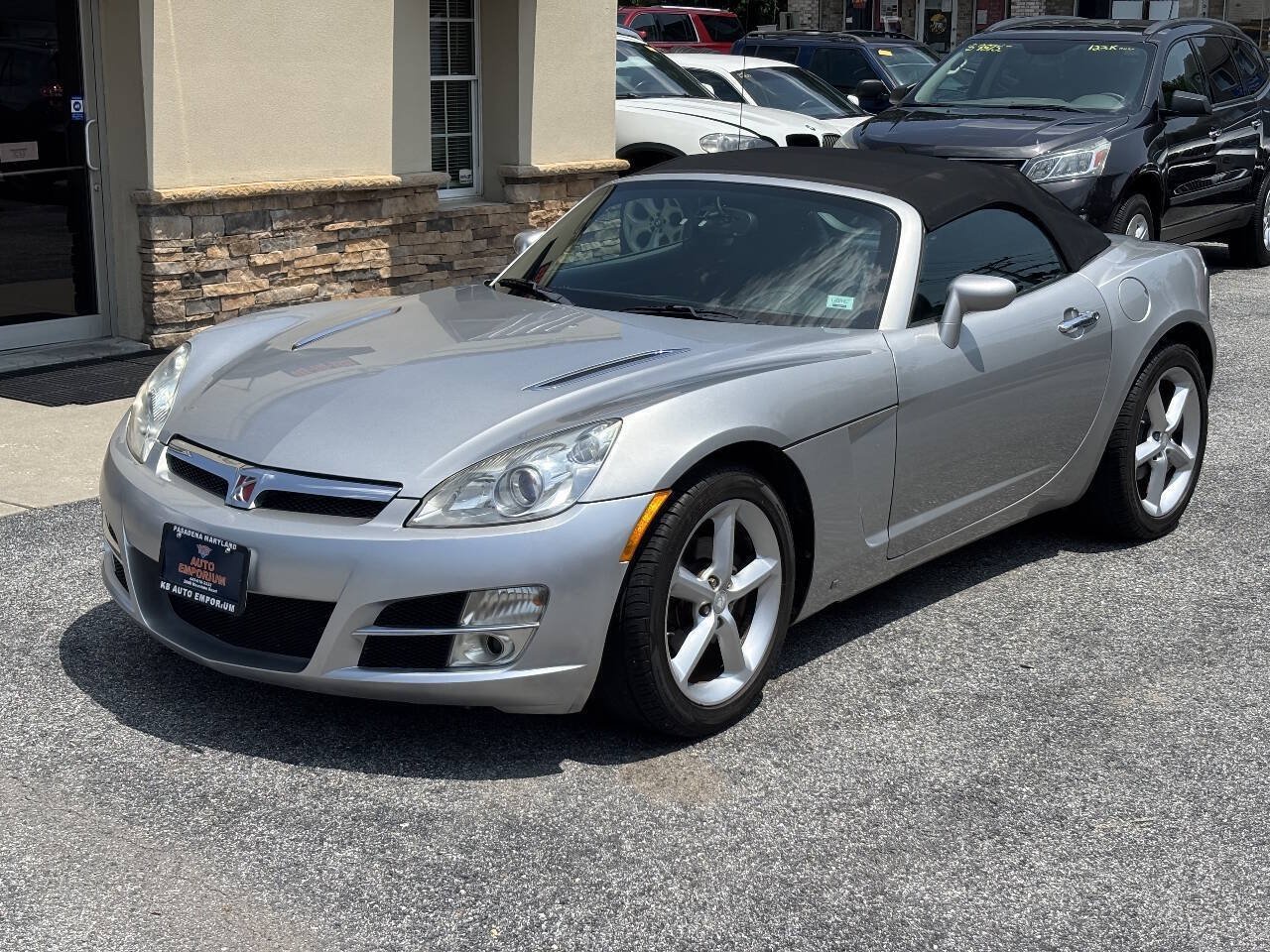Used 2009 Saturn Sky w/ Premium Trim Package