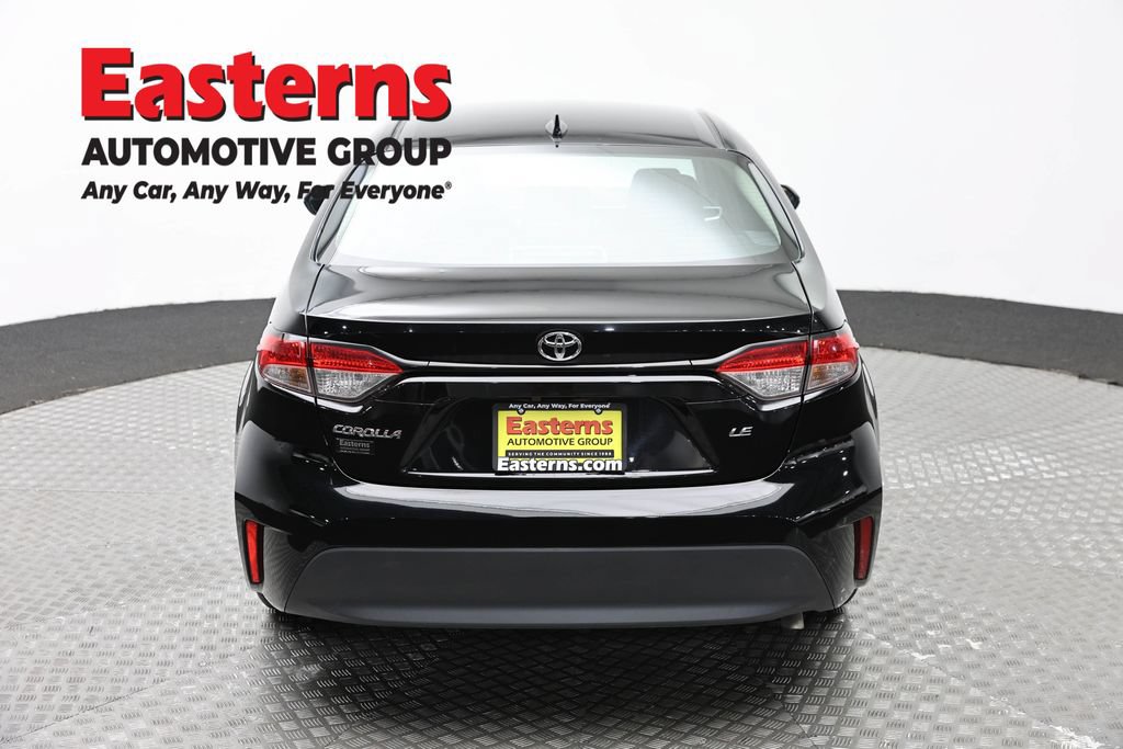 Used 2024 Toyota Corolla LE FWD image 6