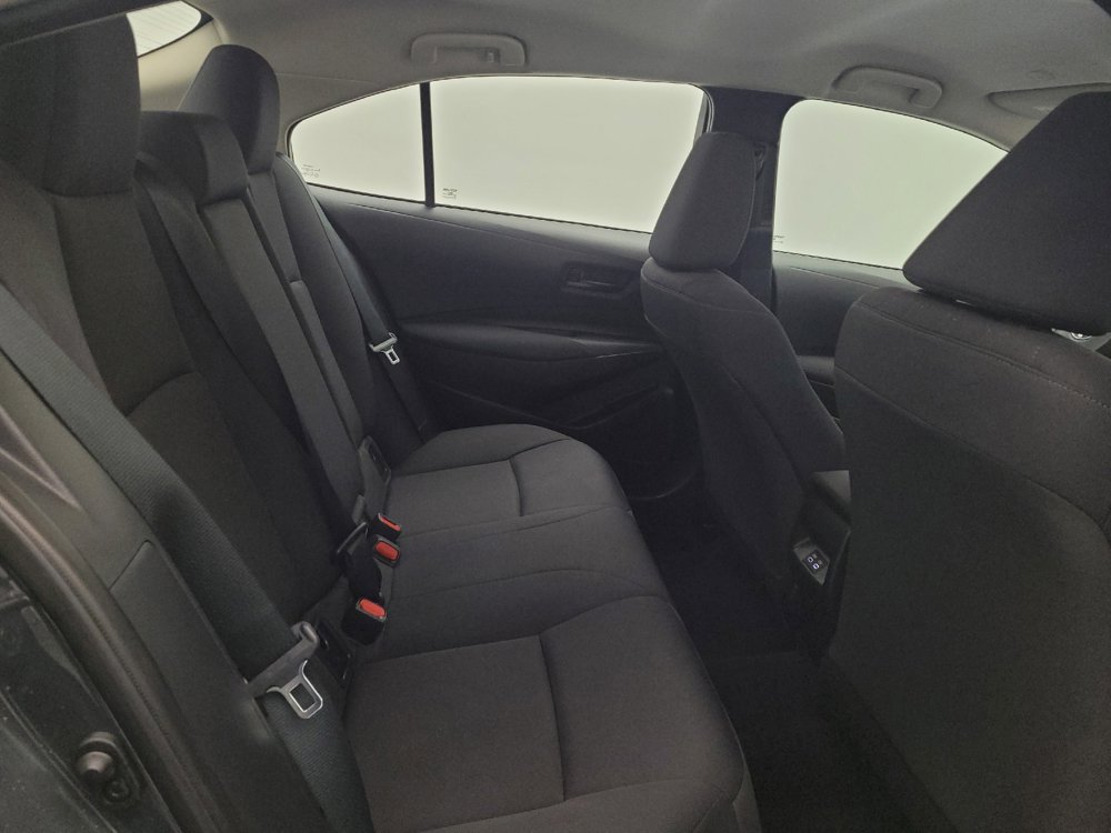 Used 2025 Toyota Corolla LE FWD image 19