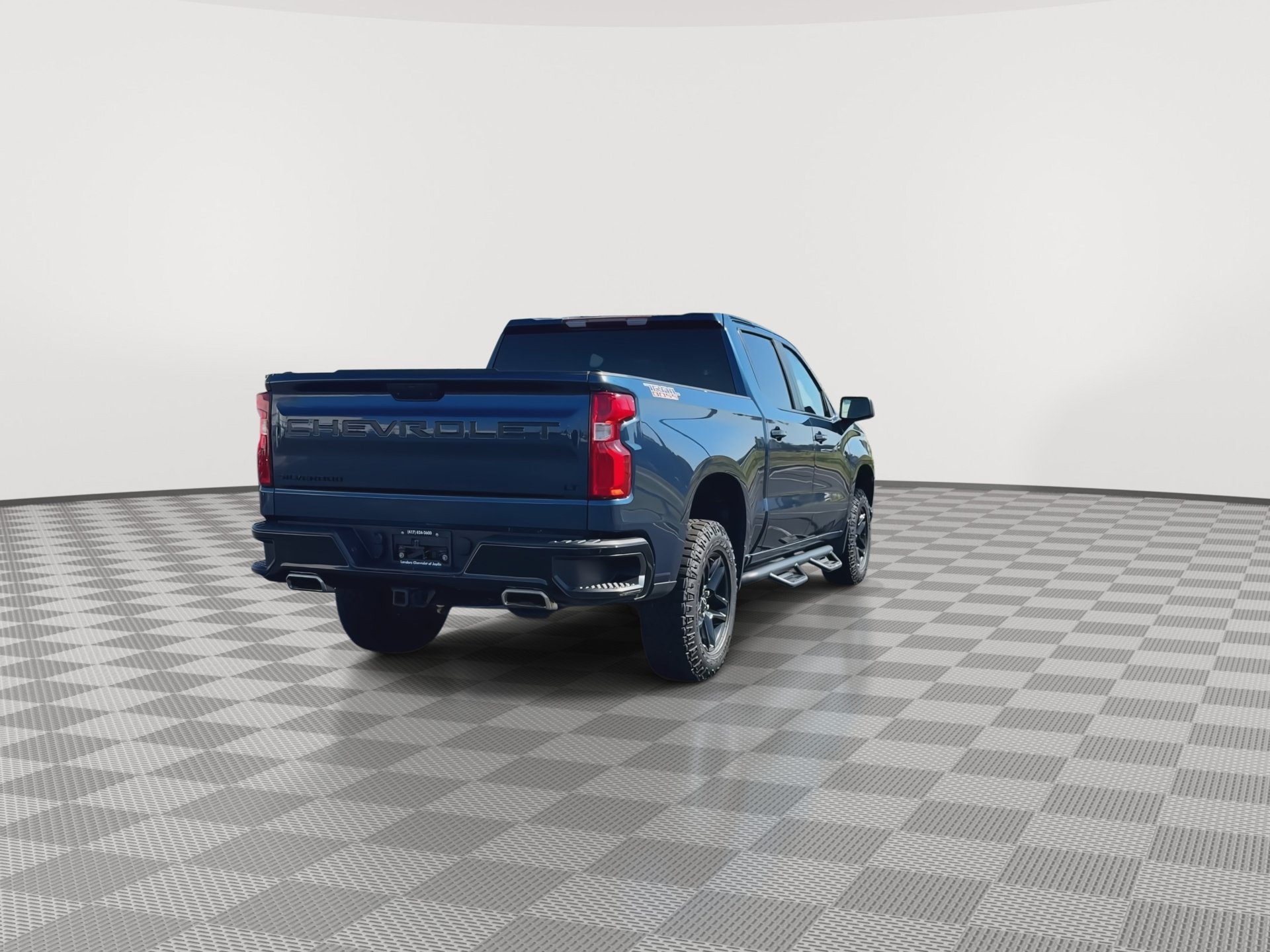 Certified 2021 Chevrolet Silverado 1500 LT Trail Boss w/ LPO, Dark Essentials Package AWD/4WD image 8