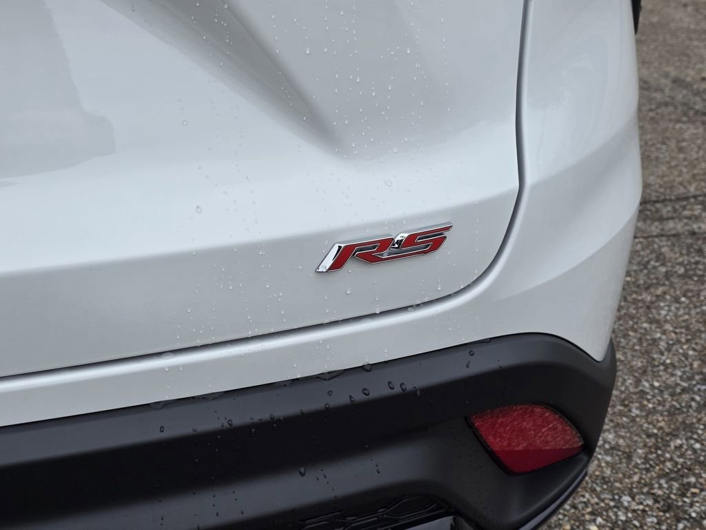 New 2026 Chevrolet Trax RS w/ Sunroof Package FWD image 8