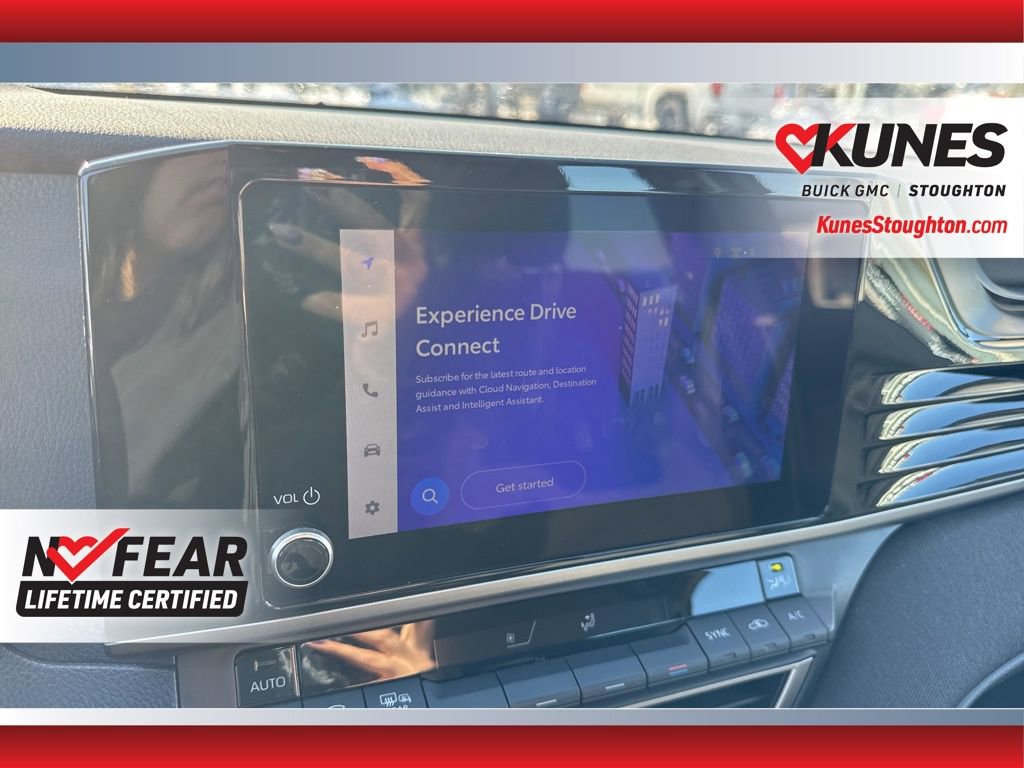 Used 2025 Toyota Camry LE image 28