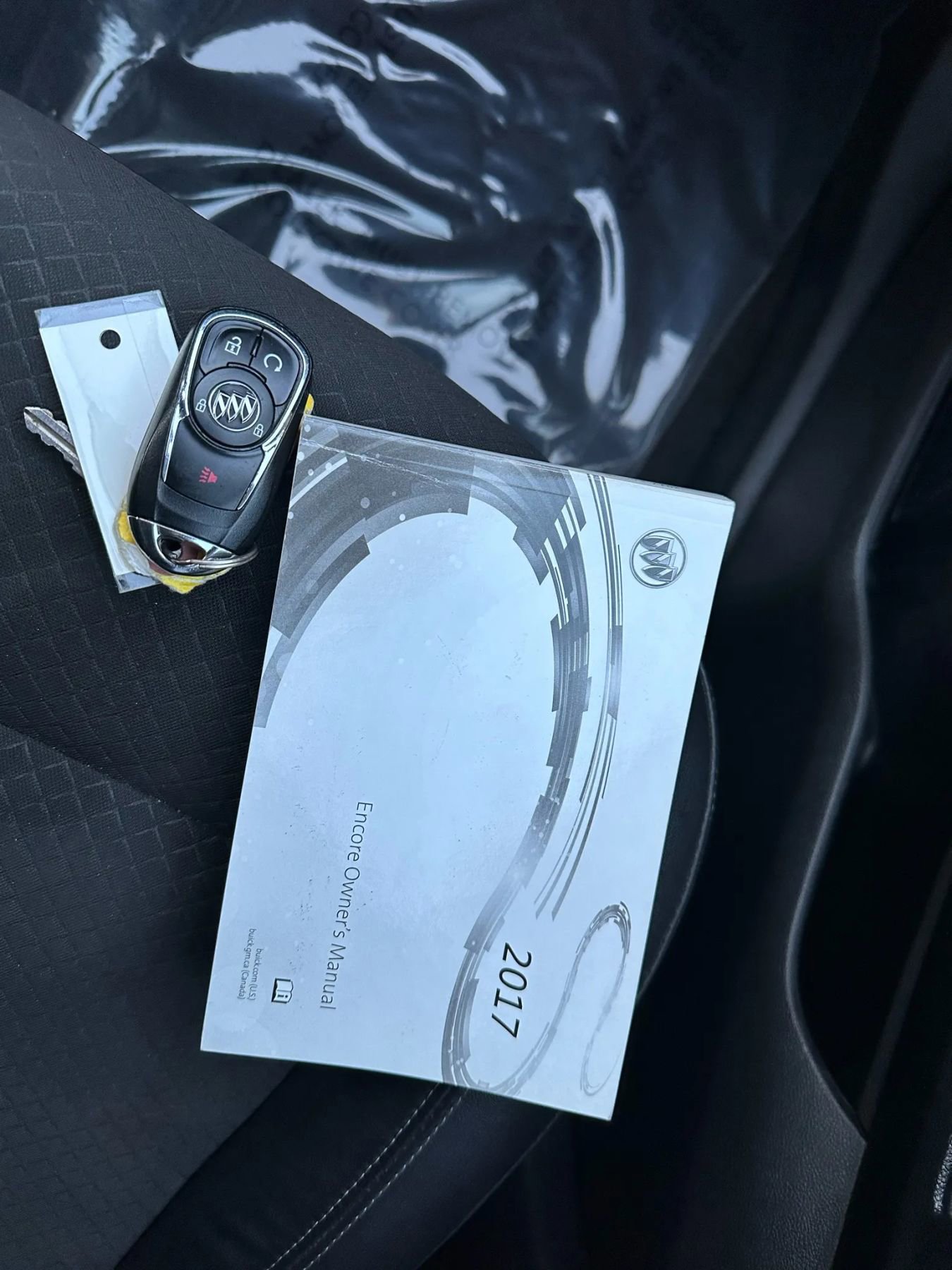 Used 2017 Buick Encore Sport Touring image 27