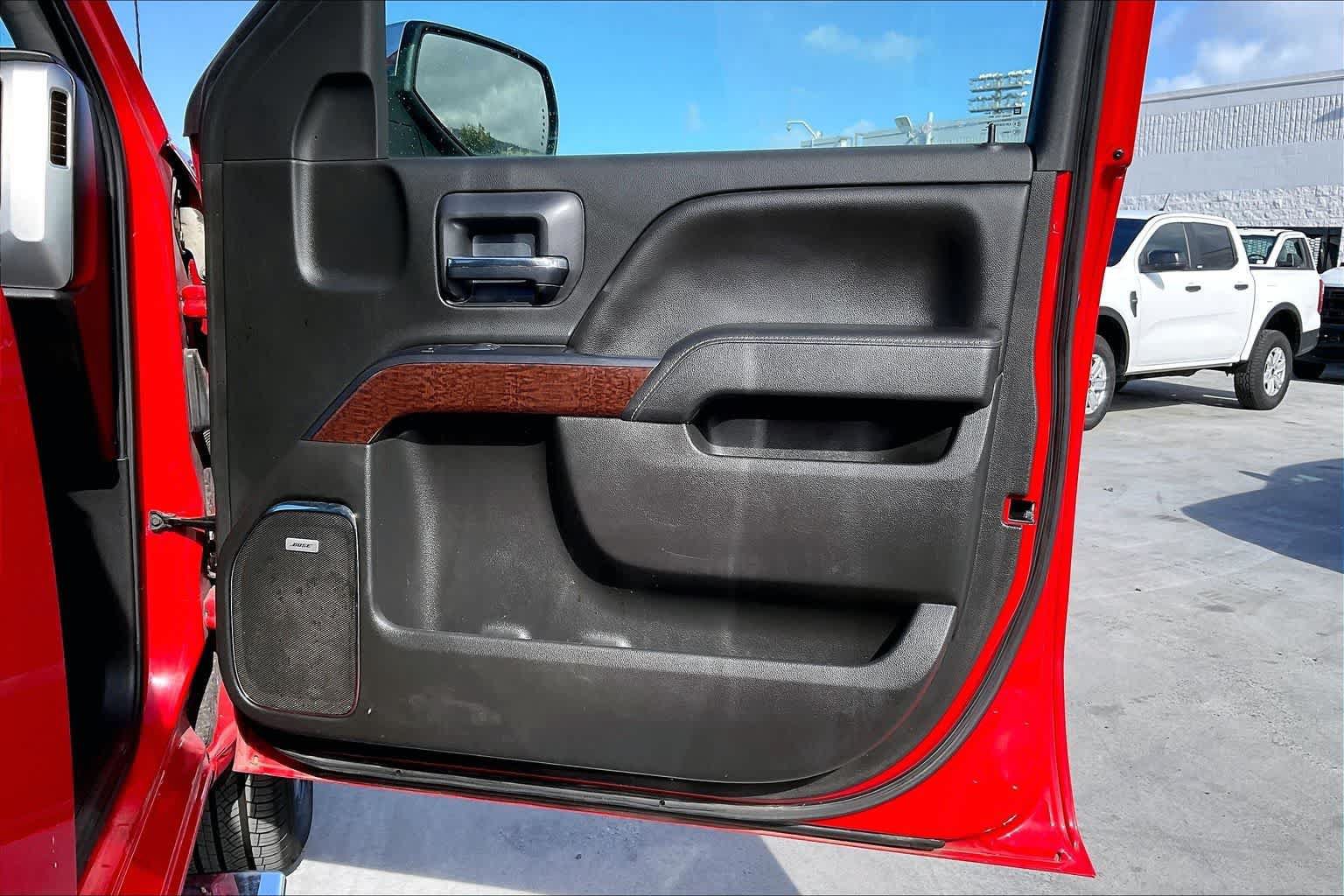 Used 2018 GMC Sierra 1500 SLT w/ SLT Premium Package AWD/4WD image 28