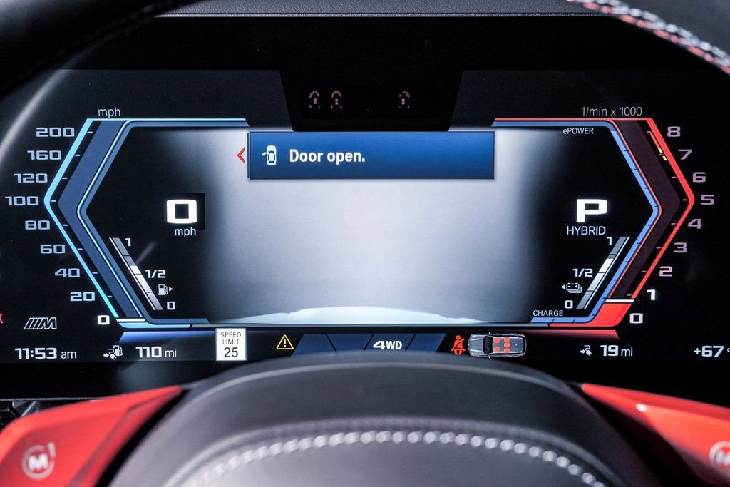 Used 2025 BMW M5 Touring w/ M Driver's Package image 27