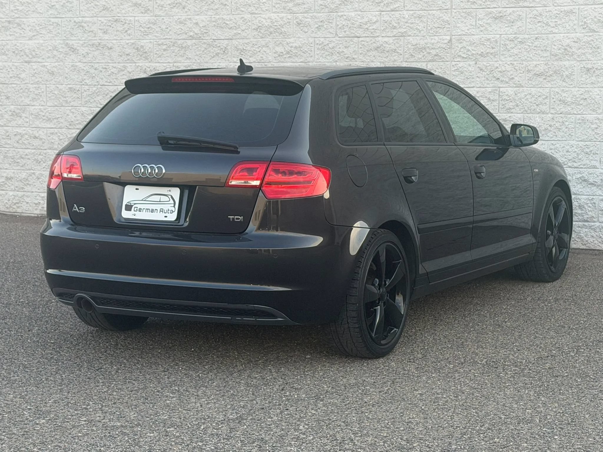 Used 2011 Audi A3 TDI Premium Plus FWD image 4