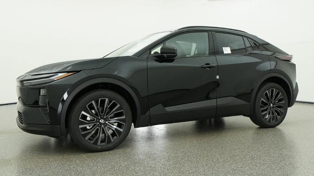 New 2026 Toyota C-HR AWD/4WD image 18