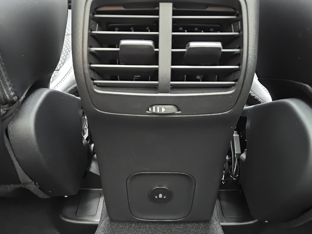 New 2026 Ford Escape SE image 46