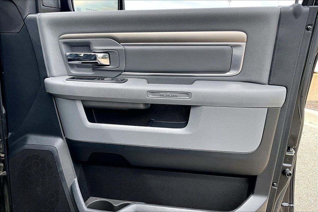 Used 2014 RAM 1500 Outdoorsman AWD/4WD image 23