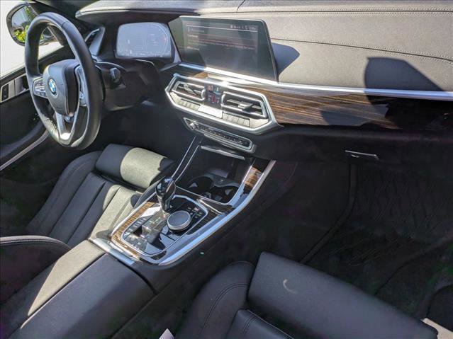 Used 2021 BMW X5 xDrive40i w/ Premium Package image 22
