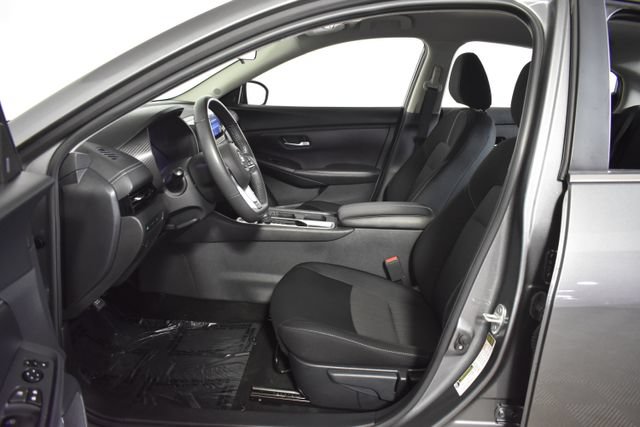 Used 2023 Nissan Sentra SV w/ All-Weather Package FWD image 11