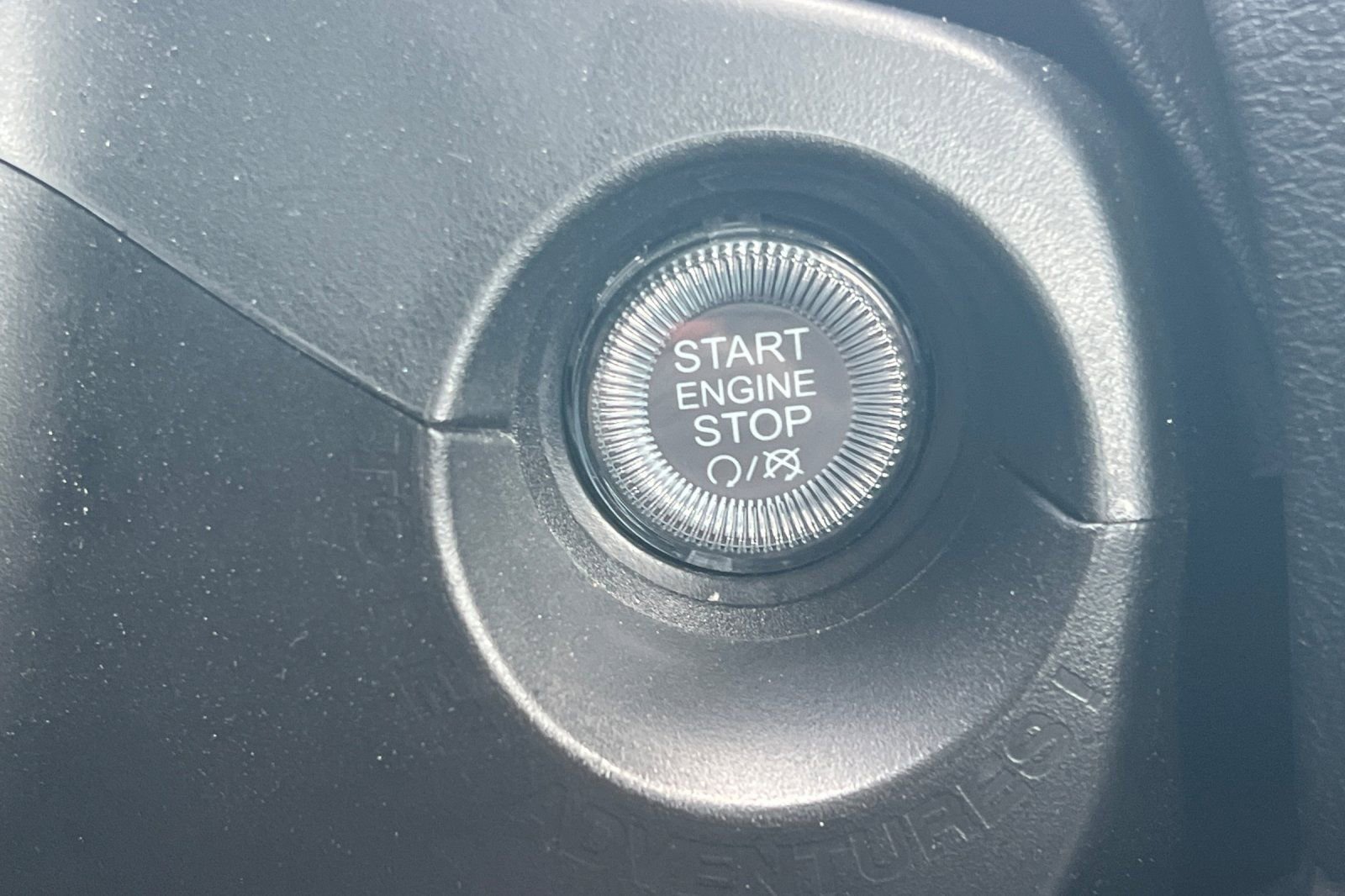 Used 2023 Jeep Renegade Latitude image 20