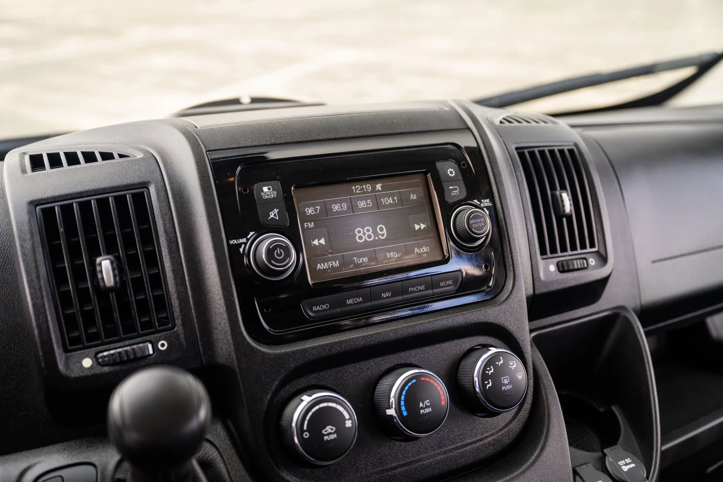 Used 2018 RAM ProMaster 2500 image 39